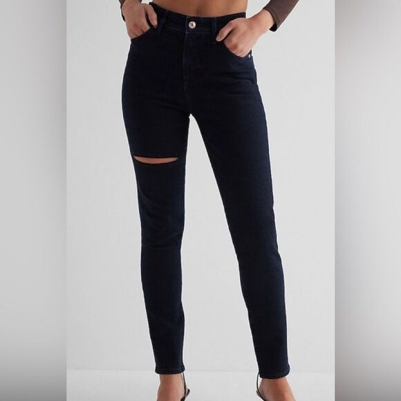 Express Denim - NWT! Express 90s-inspired high-waisted skinny jeans in dark wash - Size: 8S
